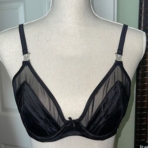 Millesia Silk Bra 34C Black Never worn